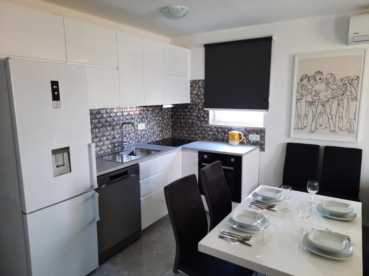 Apartmani Scripea Škrip Extérieur photo
